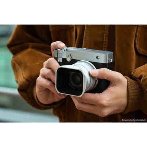 Fujifilm GFX 100RF Retoure  silber