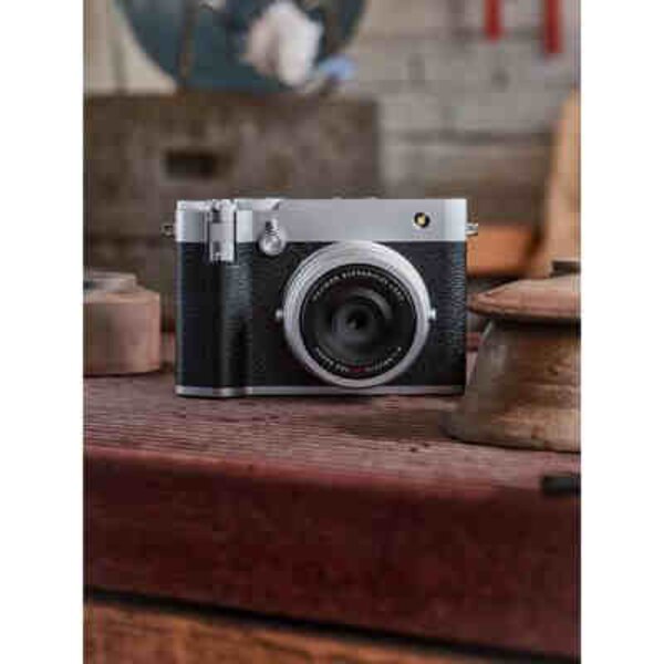 Fujifilm GFX 100RF Retoure  silber