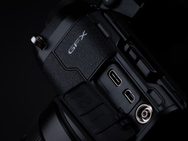 Fujifilm GFX 100S II 