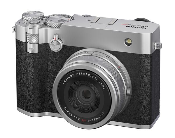 Fujifilm GFX 100RF  silber