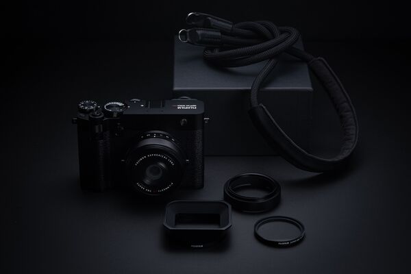 Fujifilm GFX 100RF  schwarz