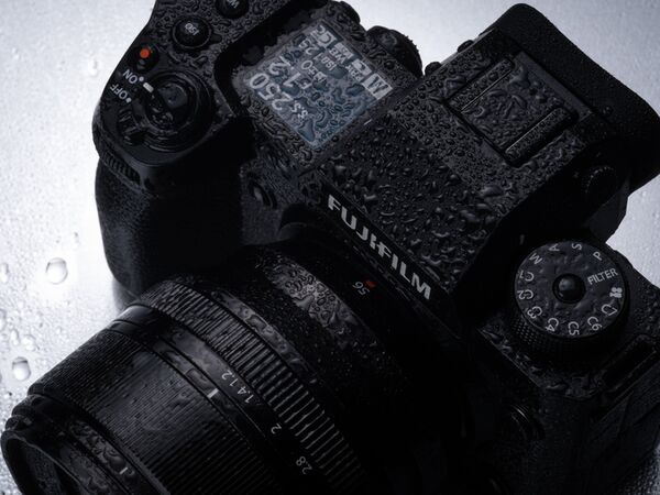 Fujifilm X-H2 Gehäuse - Demogerät mit leichten Gebrauchsspuren 