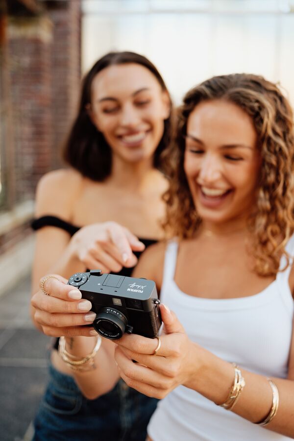 Fujifilm X half (X-HF1)  anthrazit