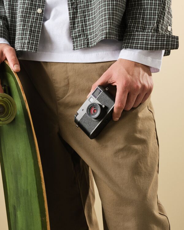 Fujifilm X half (X-HF1)  anthrazit