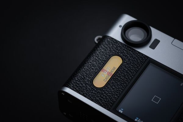 Fujifilm X half (X-HF1)  silber