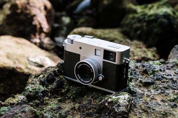 Fujifilm X half (X-HF1)  silber