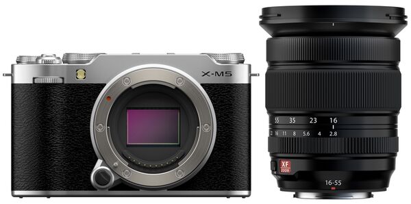 Fujifilm X-M5 + XF 16-55mm f/2.8 R LM WR II  silber