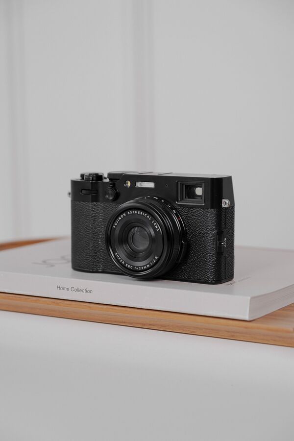 Fujifilm X100VI  schwarz