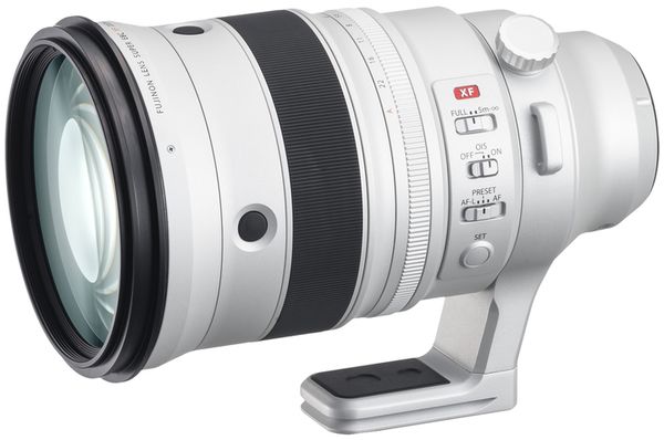 Fujifilm XF 200mm f/2,0 R LM OIS WR + Telekonverter XF 1.4X TC F2 WR  Fujifilm X grau-silber