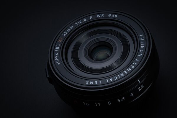 Fujifilm XF 23mm f/2,8 R WR  Fujifilm X schwarz