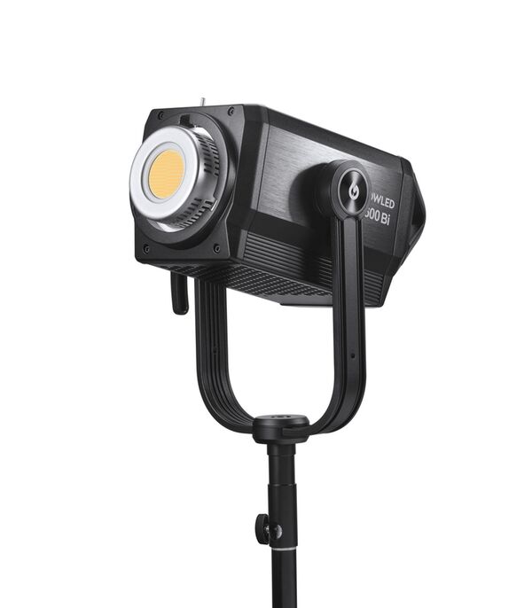 Godox M600Bi - BiColor LED light 740W 