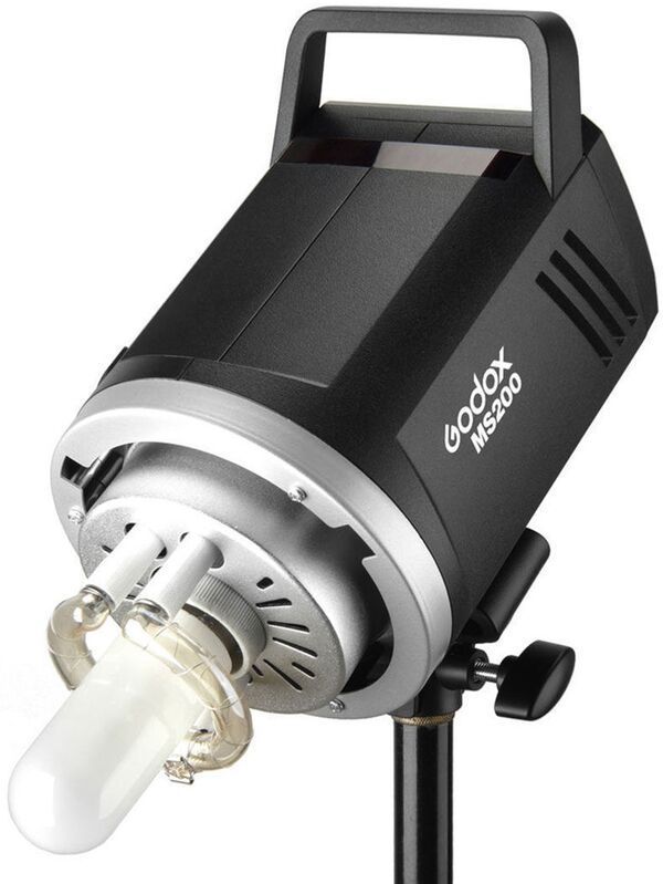 Godox MS200-F - Studio flash kit  2xMS200 & Zubehör