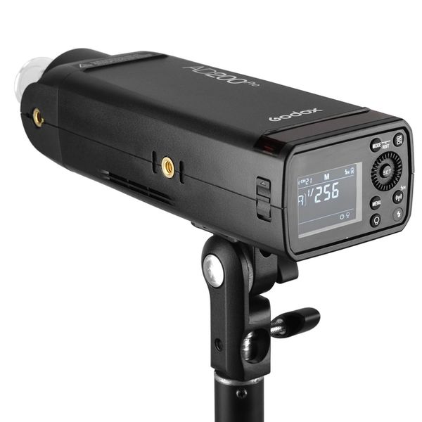 Godox Witstro AD200Pro 