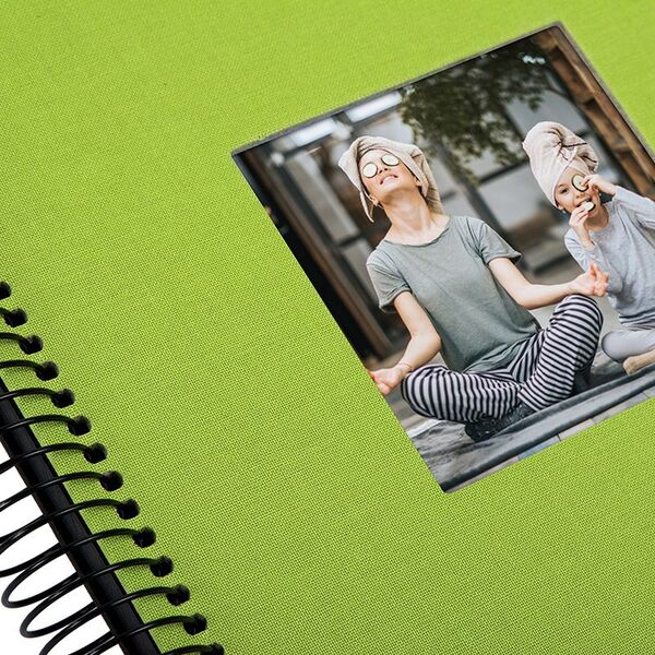 goldbuch Spiralalbum Bella Vista mit Fenster 20x20 40 schwarze Seiten  grün