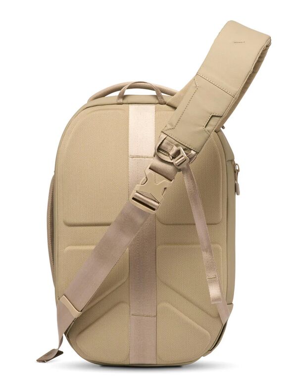 Gomatic Navigator RS Sling Bag  10L sand