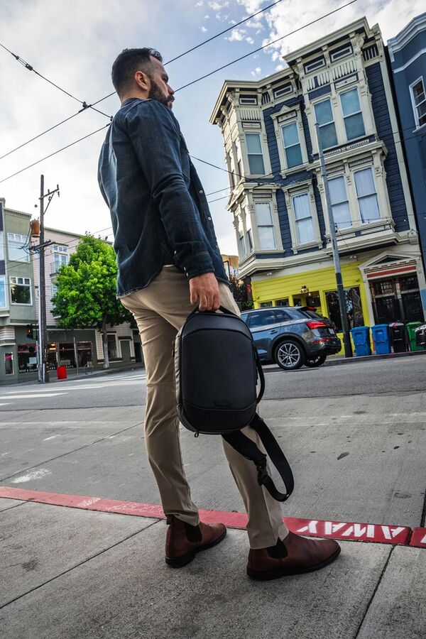 Gomatic Navigator RS Sling Bag  6L black