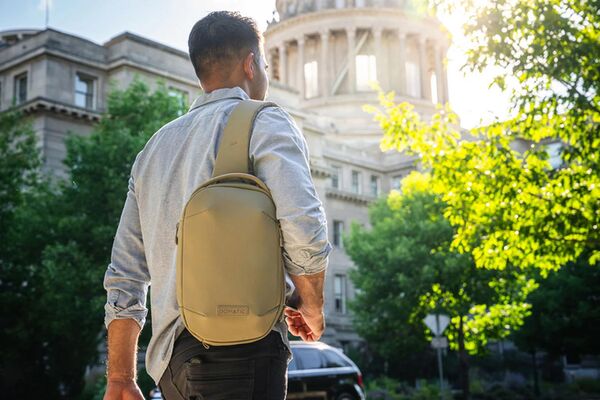 Gomatic Navigator RS Sling Bag  6L sand