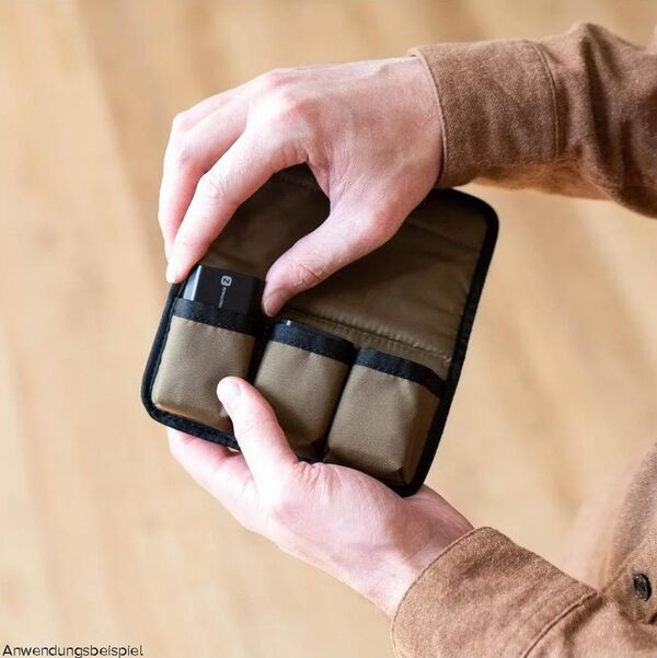 Gomatic Peter McKinnon BATTERY CASE 