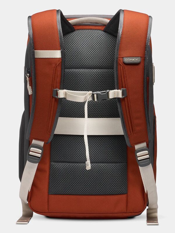 Gomatic PM Luma Camera Pack  18L rust red