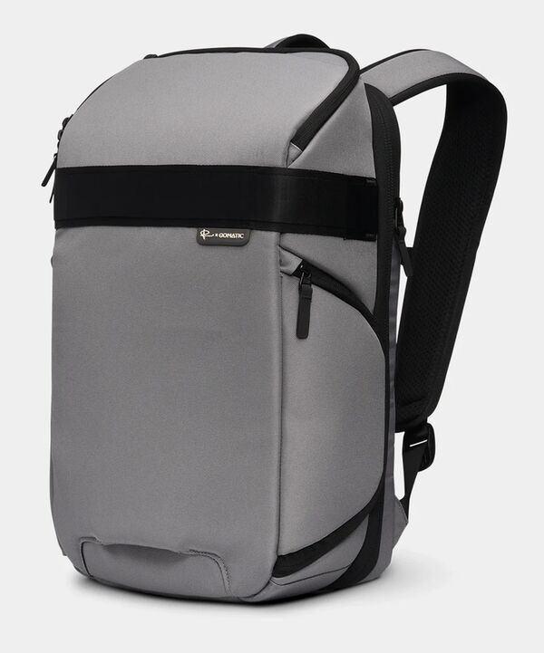 Gomatic PM Luma Camera Pack  18L stone gray