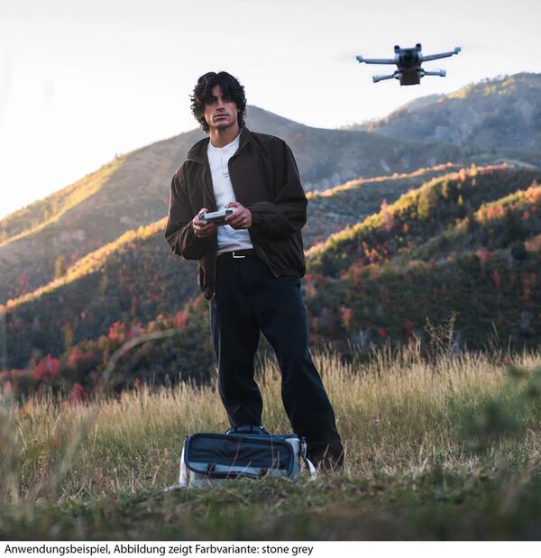 Gomatic PM Luma Camera Sling Bag  12L black