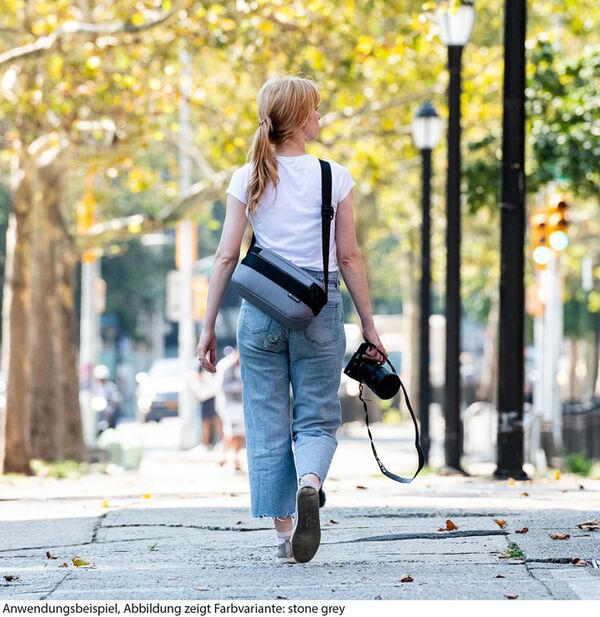 Gomatic PM Luma Camera Sling Bag  9L black