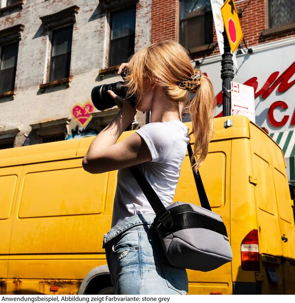 Gomatic PM Luma Camera Sling Bag  9L stone gray