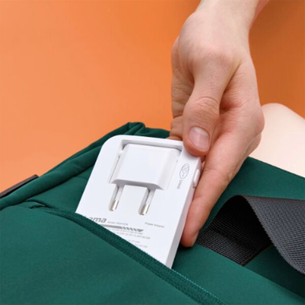 Hama Schnellladegerät, 2x USB-C, 1x USB-A, flaches Mini-Ladegerät, PD, 65 W, WS 