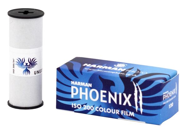 Harman Phoenix II  200 Colour Film  120 