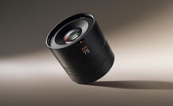 Hasselblad X2D 100C + XCD 75mm, f/3,4 P  leichtes Portraitobjektiv Kit  Hasselblad X