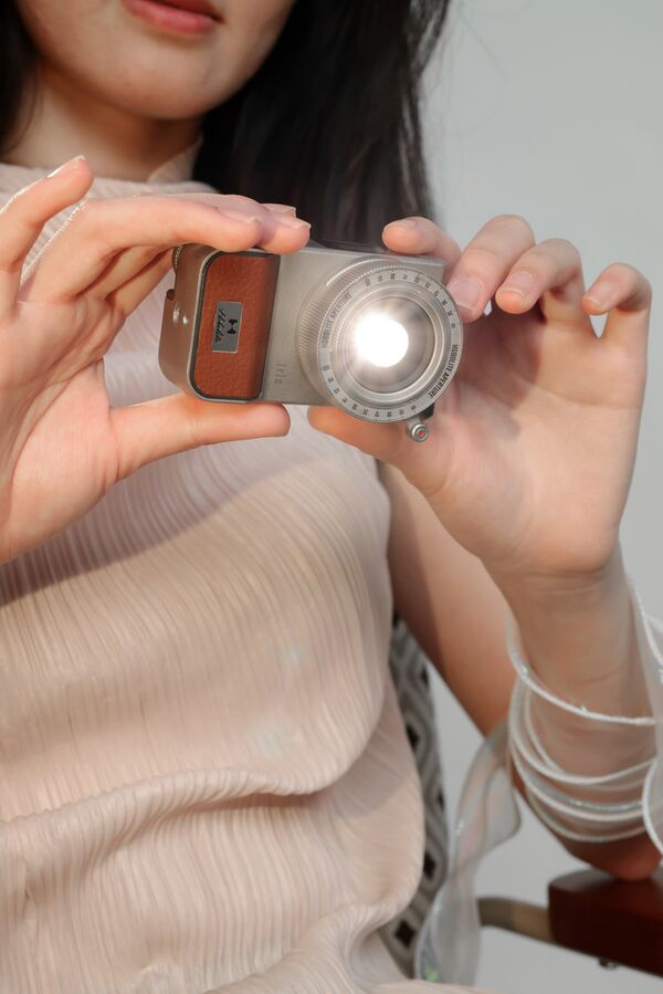 Hobolite IRIS - Tragbares LED - Dauerlicht  Creator Kit