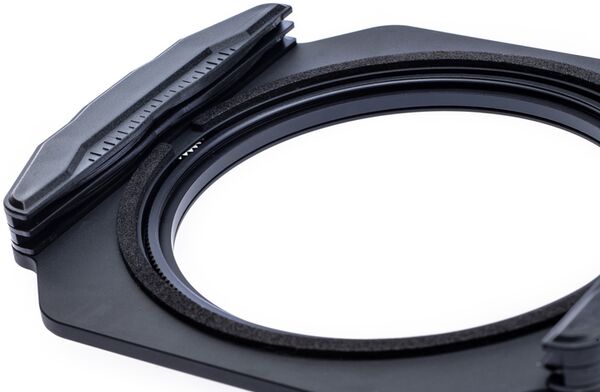 Hoya Sq100 Holder Kit (w/ Polarizer & Geared Adapters) 