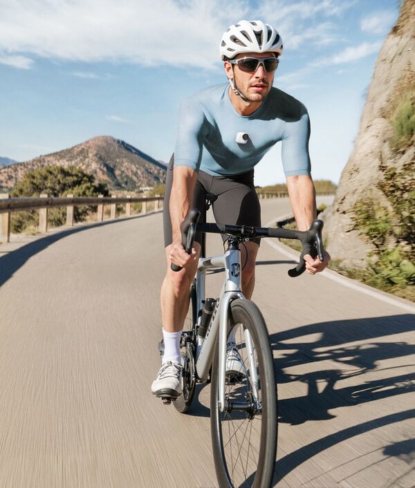 Insta360 GO Ultra  Standard Bundle Arctic White