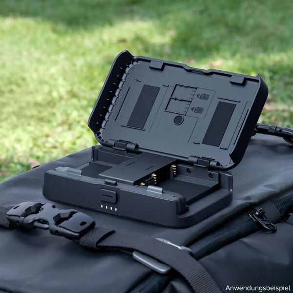 Insta360 Portable Charging Case 