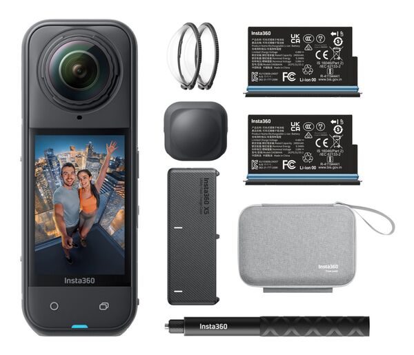 Insta360 X5  Essentials Bundle