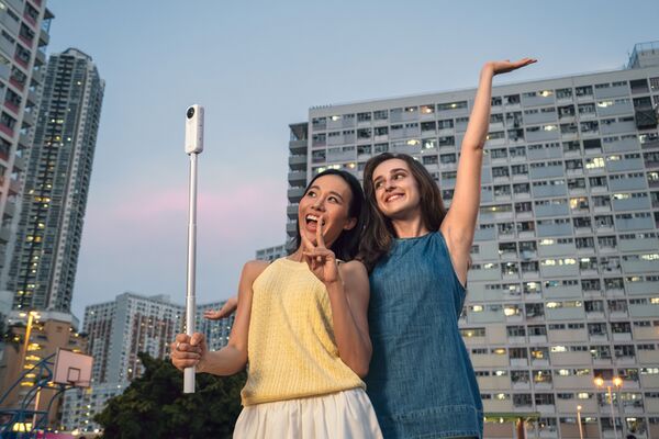 Insta360 X5 Limited Edition  satinweiß