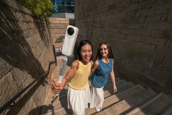 Insta360 X5 Limited Edition  satinweiß