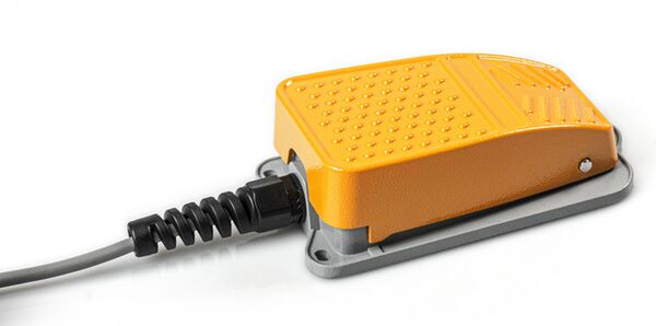 Kaiser Fußauslöser für Kameras, mit Kabel 1,80m 