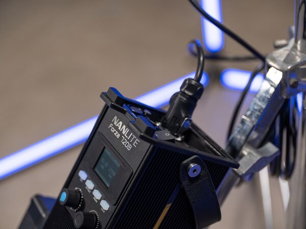 Nanlite  LED-Reportage- und Studio-Scheinwerfer Forza 720 