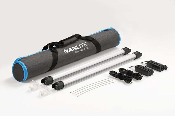 Nanlite  PavoTube II 15C RGBWW Farb-Effektleuchten  2er-Kit