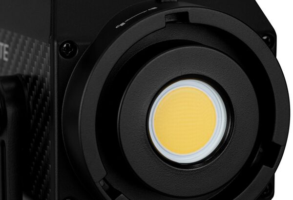 Nanlite Reportage- und Studio-Scheinwerfer Forza  60 II