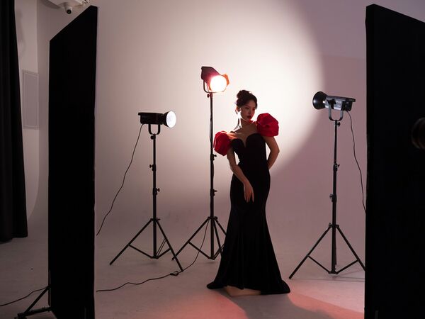 Nanlite  Studio-Scheinwerfer FS-300B Bi-Color 