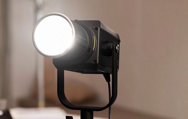 Nanlite  Studio-Scheinwerfer FS-60B Bi-Color 