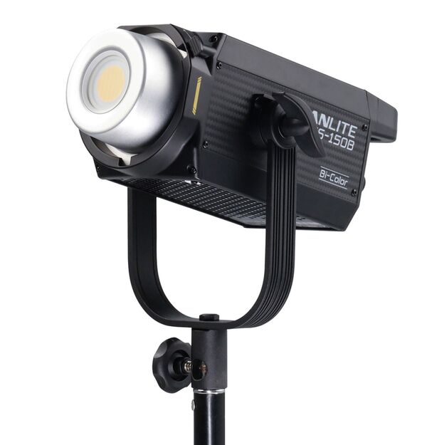 Nanlite Studioscheinwerfer FS-150 Bi-Color 