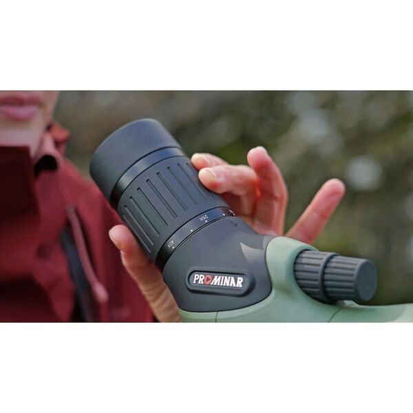 Kowa TSN-55A PROMINAR, Schrägeinblick mit 17-40x Weitwinkelzoom-Okular 