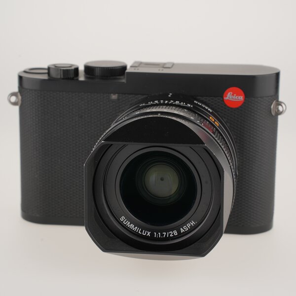 Leica Q2 - schwarz - Second Hand - 
