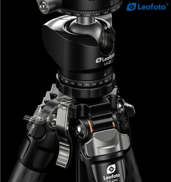 Leofoto  Carbon-Dreibeinstativ LY-224C Mr.Y + Ballhead LH-25 R Black 
