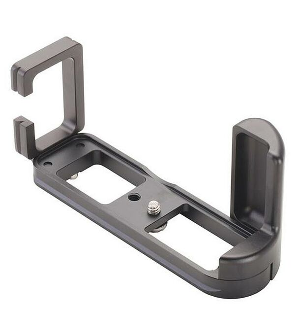 Leofoto L plate for Fujifilm X-E3 with handgrip 