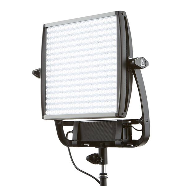 Litepanels 3x Astra Daylight 