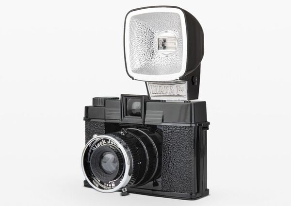 Lomography Diana F+ Kamera & Blitz  Black Jack